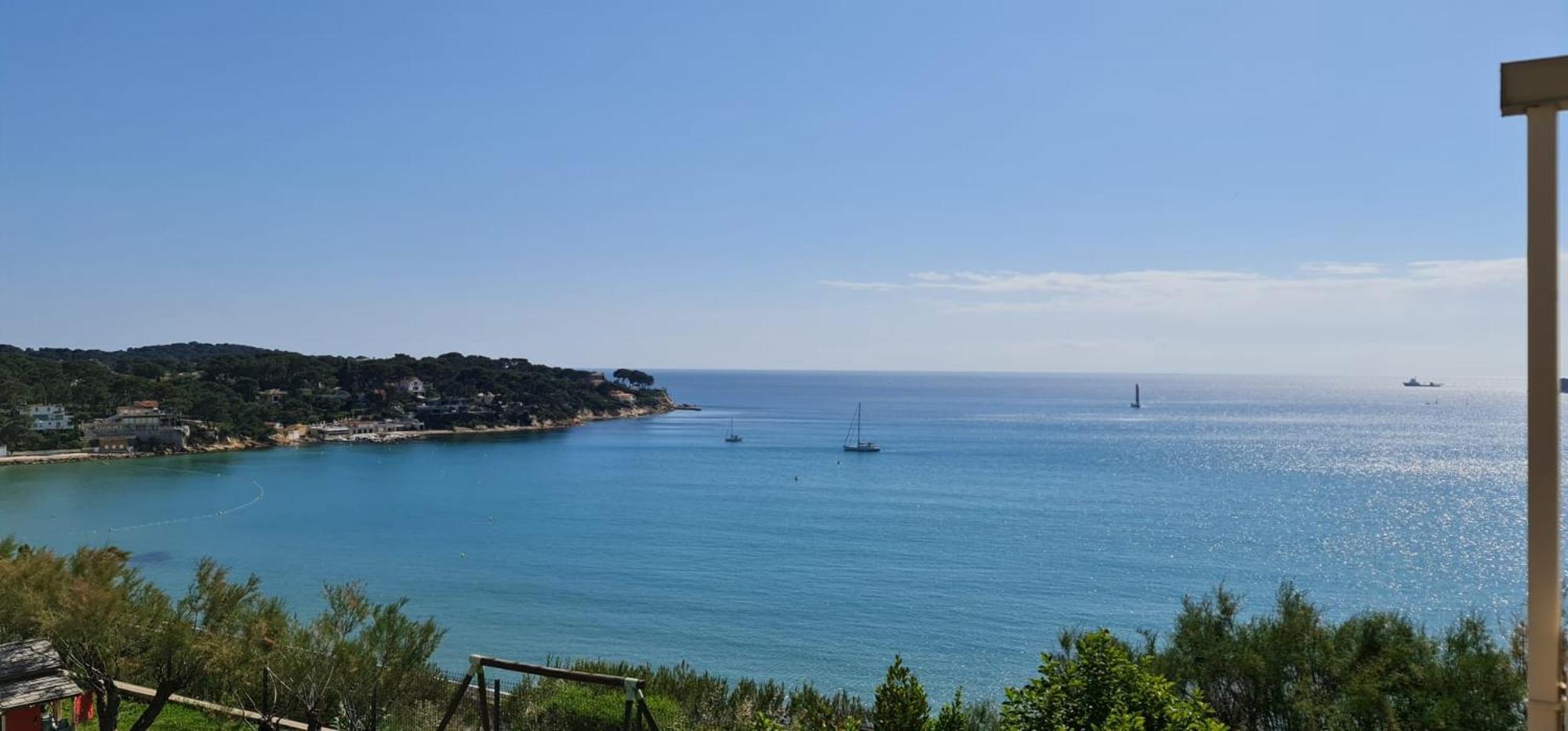 Villa Sur La Mer, 4 Chambres - 8 Personnes Sanary-sur-Mer Exterior photo
